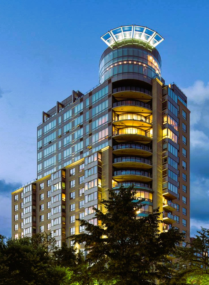 Skyscraper structure under construction